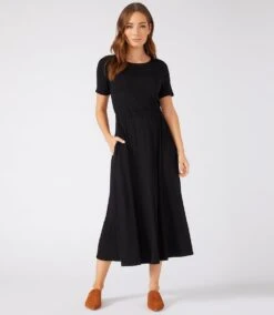 Artisan Dress -The Daily Drape Sales L13000 black 008 ad9713b7 3bfa 4111 9667 53a123974198