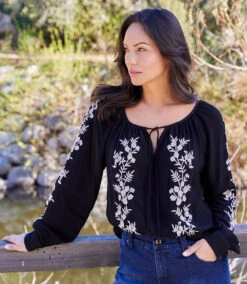 Embroidered Peasant Top -The Daily Drape Sales karenkane 2022 fall 3L55213 BLC 001