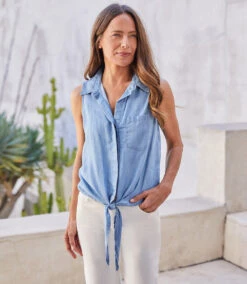 Sleeveless Tie‐Front Top