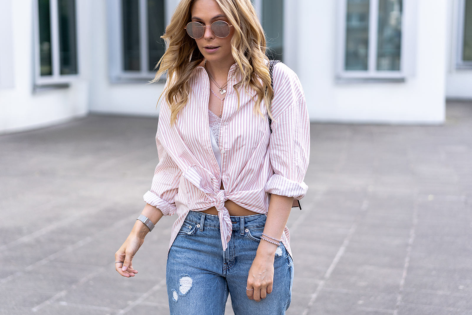 The Daily Drape Sales -The Daily Drape Sales hemdbluse outfit girlfriend jeans fashion blogger sunnyinga